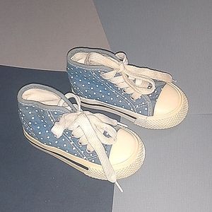 Size 6 girls sneakers toddler
